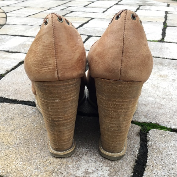 Seychelles Tan Leather Peep Toe Wedge Sandals - Picture 7 of 8